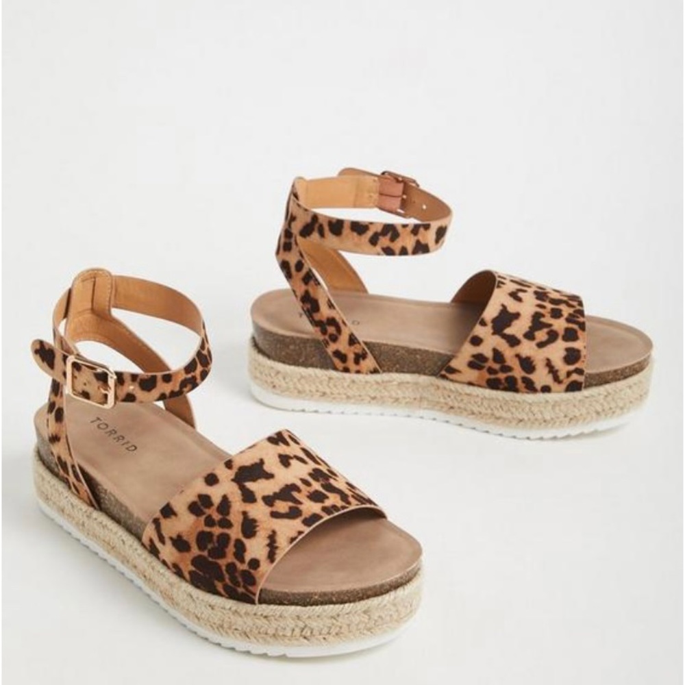 Women’s Torrid Espadrille flat form shoes sandals wedge Sz 10.5